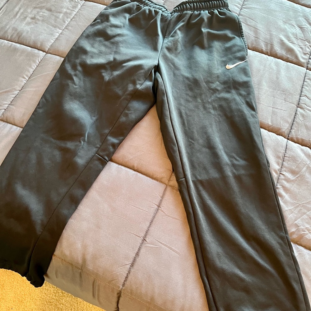 Nike Therma-fit sweat pants black